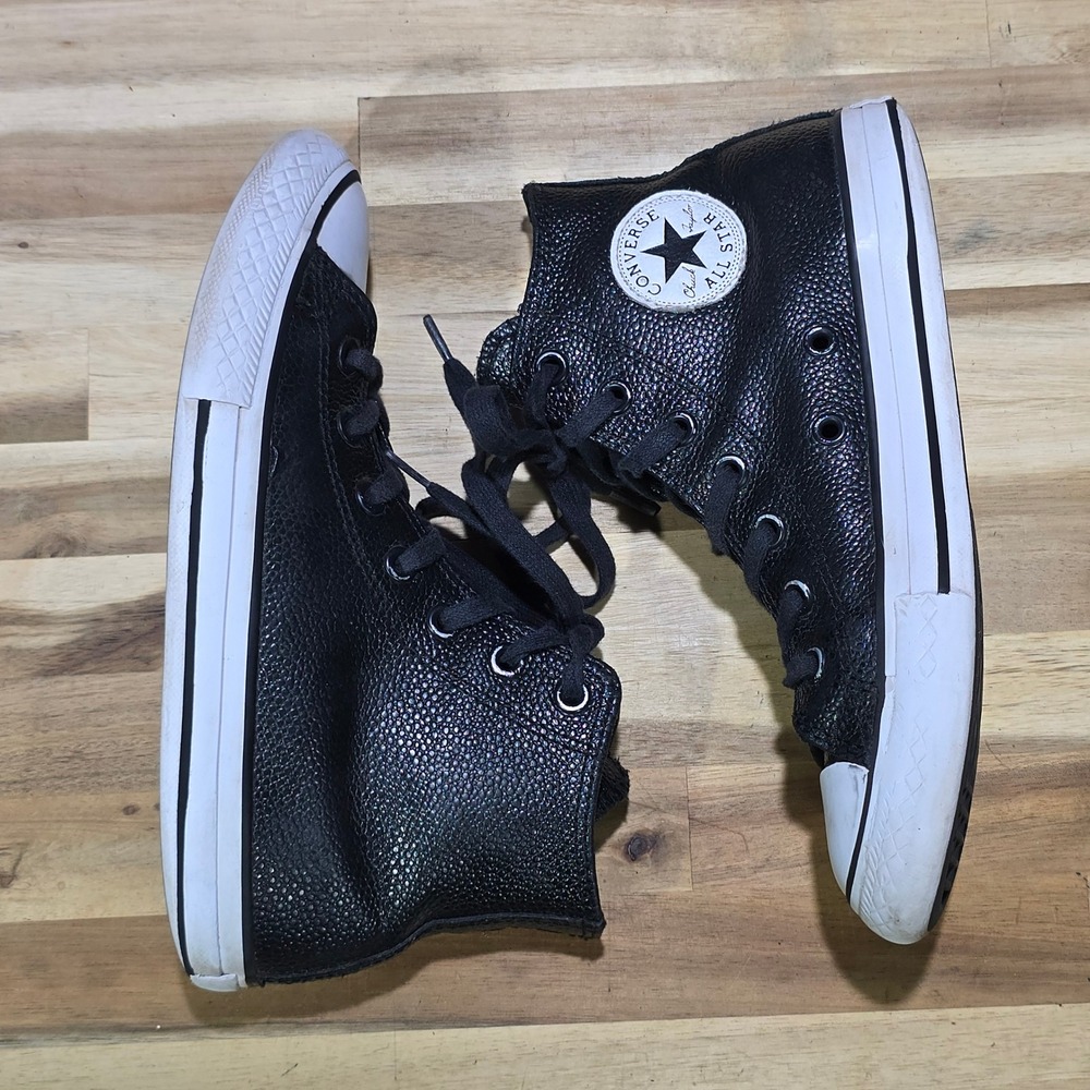Converse Chuck Taylor All Star High Top Youth Size 2 Black Pebbled Leather Shoes